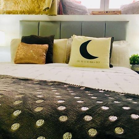 A And Z Juan De Mena (Adults Only) Hotel Madrid Luaran gambar