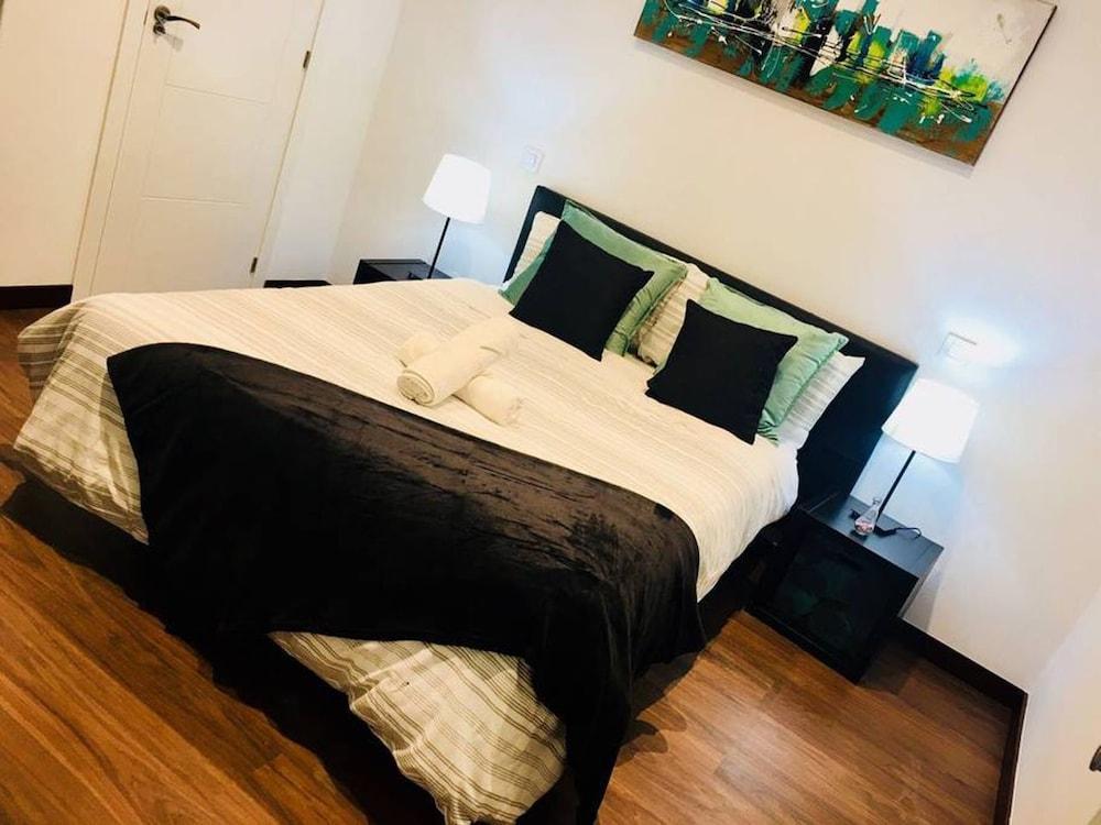 A And Z Juan De Mena (Adults Only) Hotel Madrid Luaran gambar