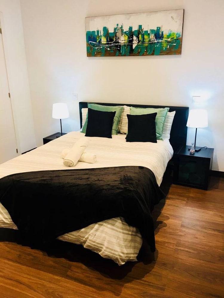 A And Z Juan De Mena (Adults Only) Hotel Madrid Luaran gambar